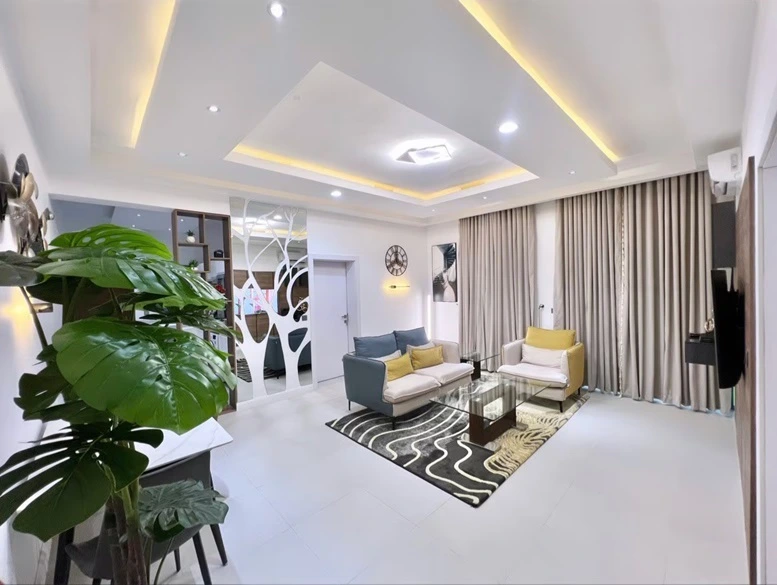 Rogers Garden Oniru